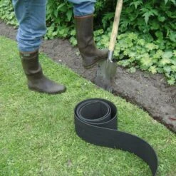 Gazonafboording ECO Rubber - 15 M × 10 Cm 7 Gazonafboording ECO Rubber - 15 M × 10 Cm -Tuin Series Winkel eco 15m x 10 cm gazonboord 1484057823 3 600